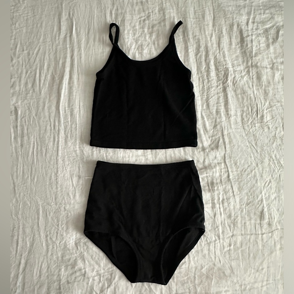 ARQ tank and undie set